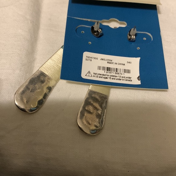 Lucky Brand long silver earrings - Picture 4 of 4